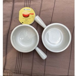 Le Creuset Oven Safe Bowls (set of 2)